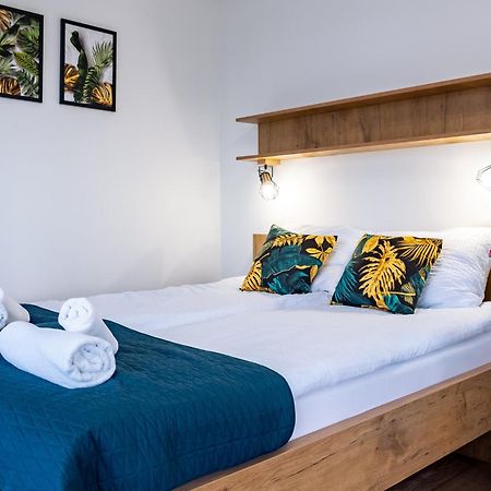 Rajska Polana Domki Premium ,Na Odludziu Z Prywatna Balia Z Jacuzzi I Sauna ,Cisza,Rowery Elektryczne,Gory,Astroprzygoda,- Adrspach, Skalne Miasto, Zamek Ksiaz,Andrzejowka,Karpacz, Sniezka,Janskie Laznie,Pec Mieroszow Esterno foto