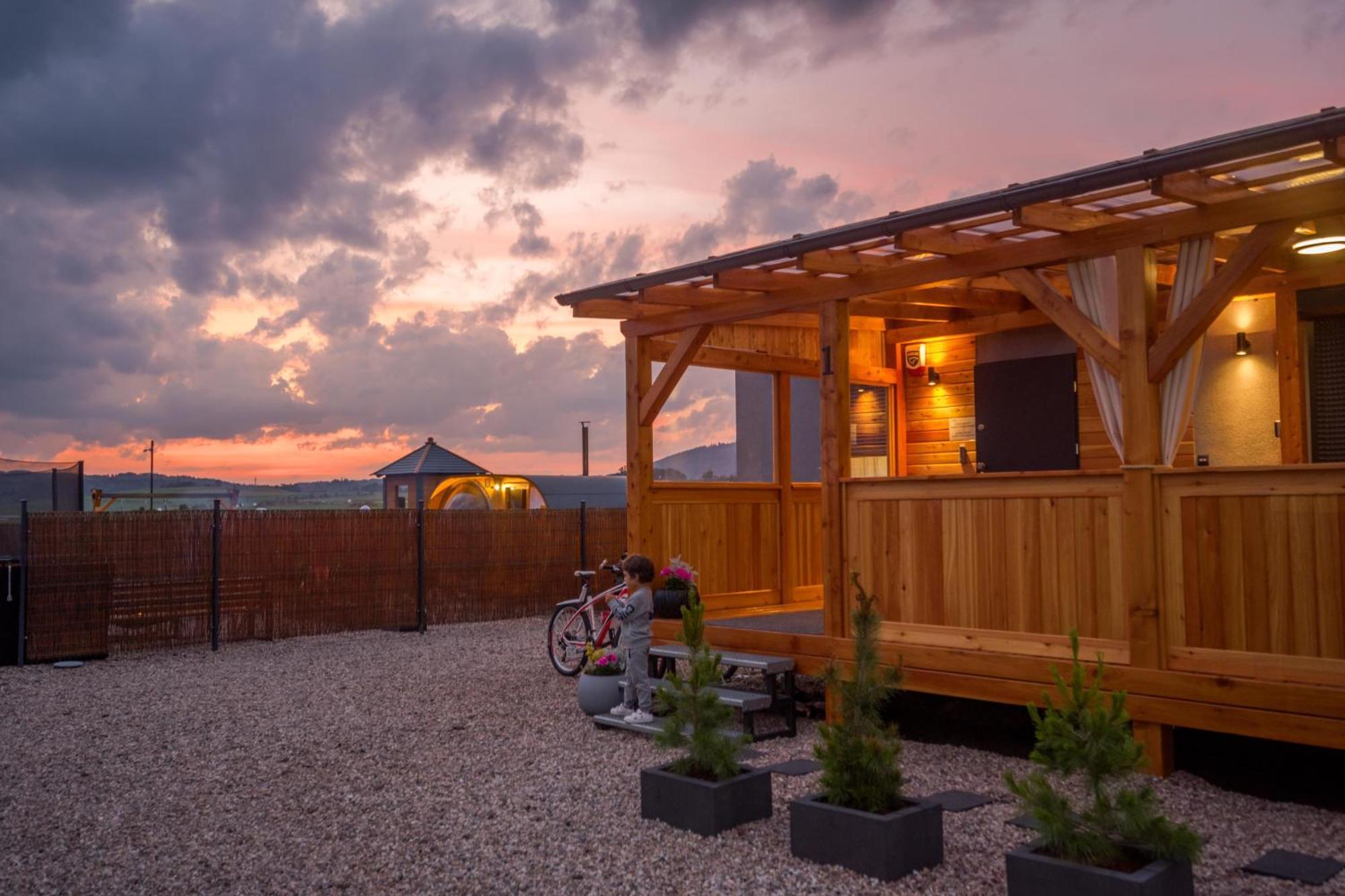 Rajska Polana Domki Premium ,Na Odludziu Z Prywatna Balia Z Jacuzzi I Sauna ,Cisza,Rowery Elektryczne,Gory,Astroprzygoda,- Adrspach, Skalne Miasto, Zamek Ksiaz,Andrzejowka,Karpacz, Sniezka,Janskie Laznie,Pec Mieroszow Esterno foto